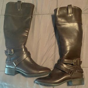 New womens brown boots